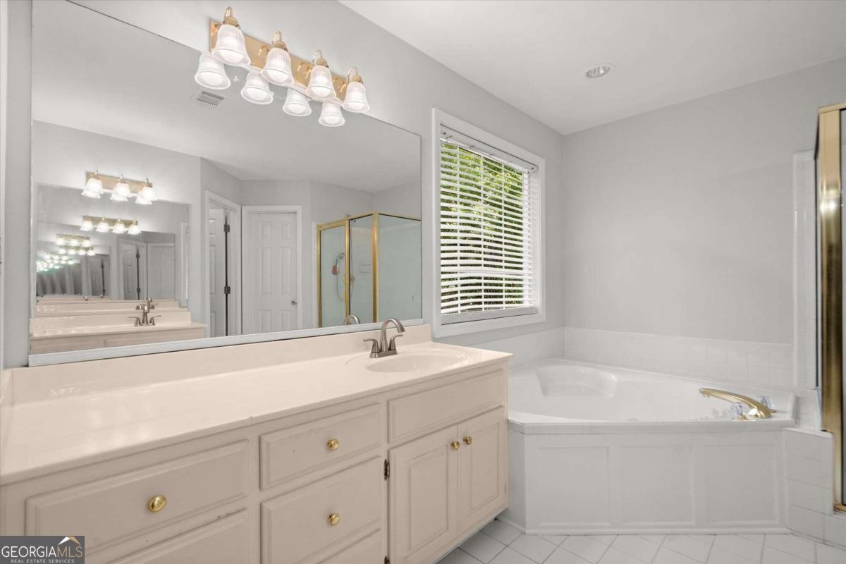 194 Lake Ruby Drive Suwanee - 36