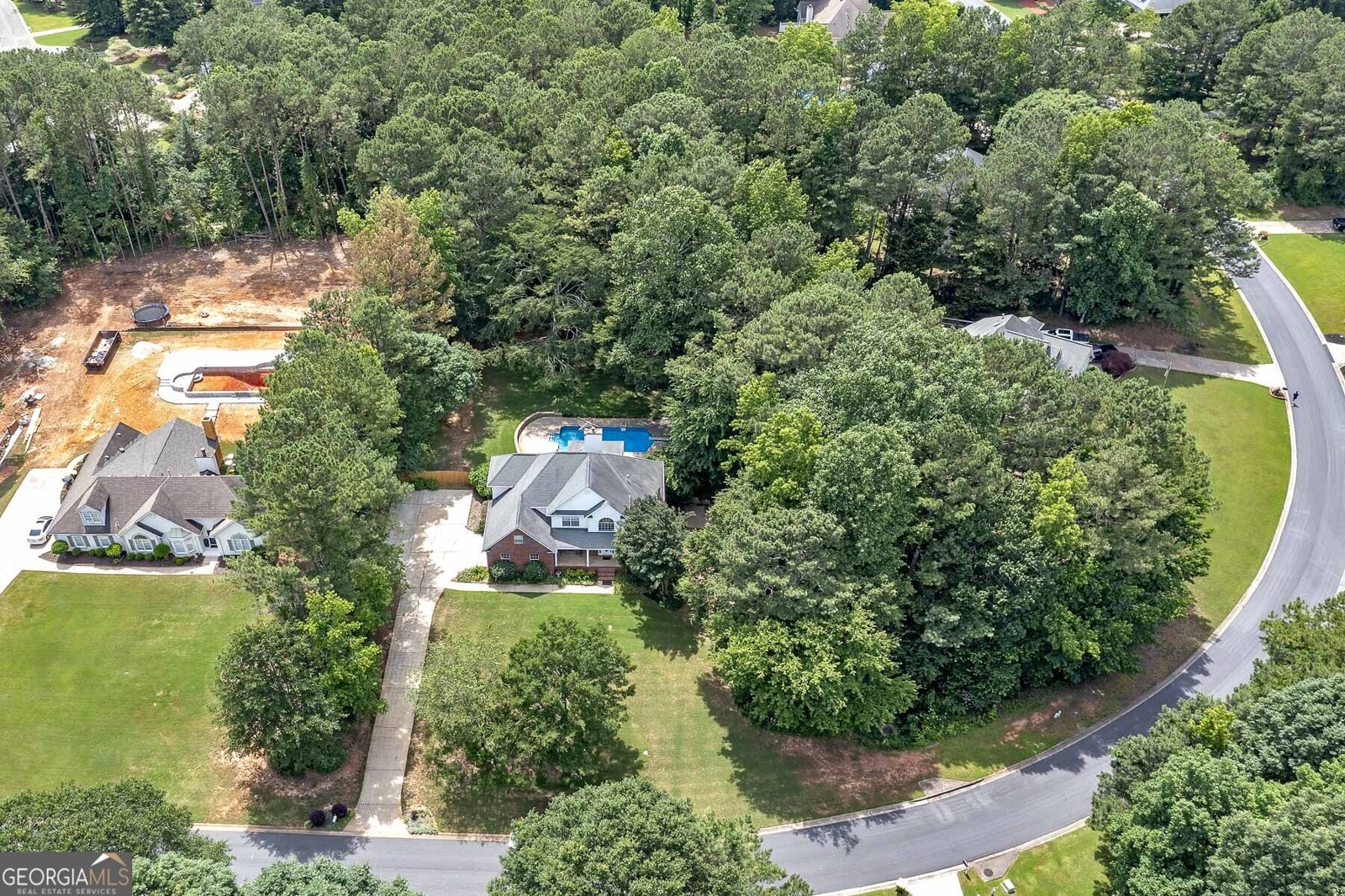 90 Barrington Grange Drive Sharpsburg - 17