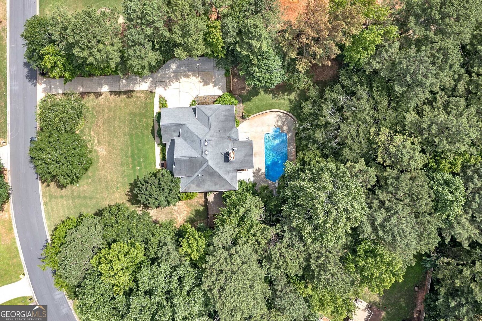 90 Barrington Grange Drive Sharpsburg - 18