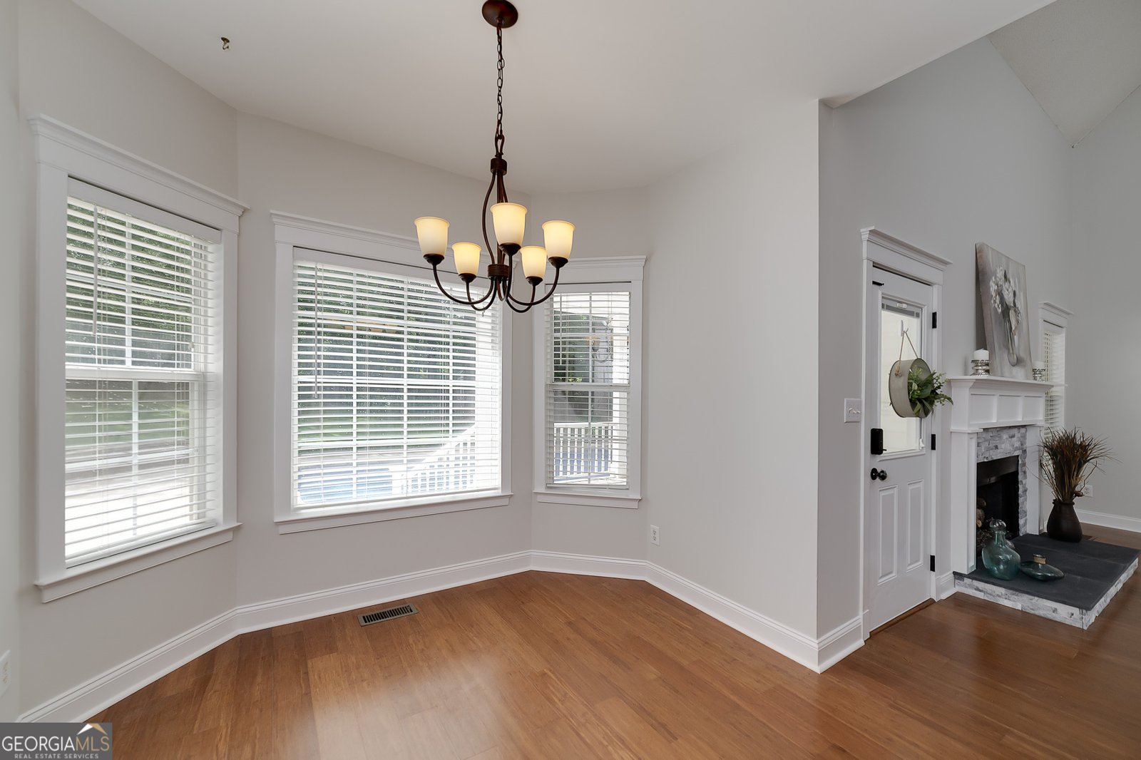 90 Barrington Grange Drive Sharpsburg - 28