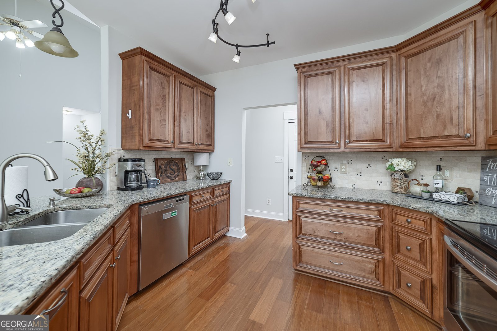 90 Barrington Grange Drive Sharpsburg - 30