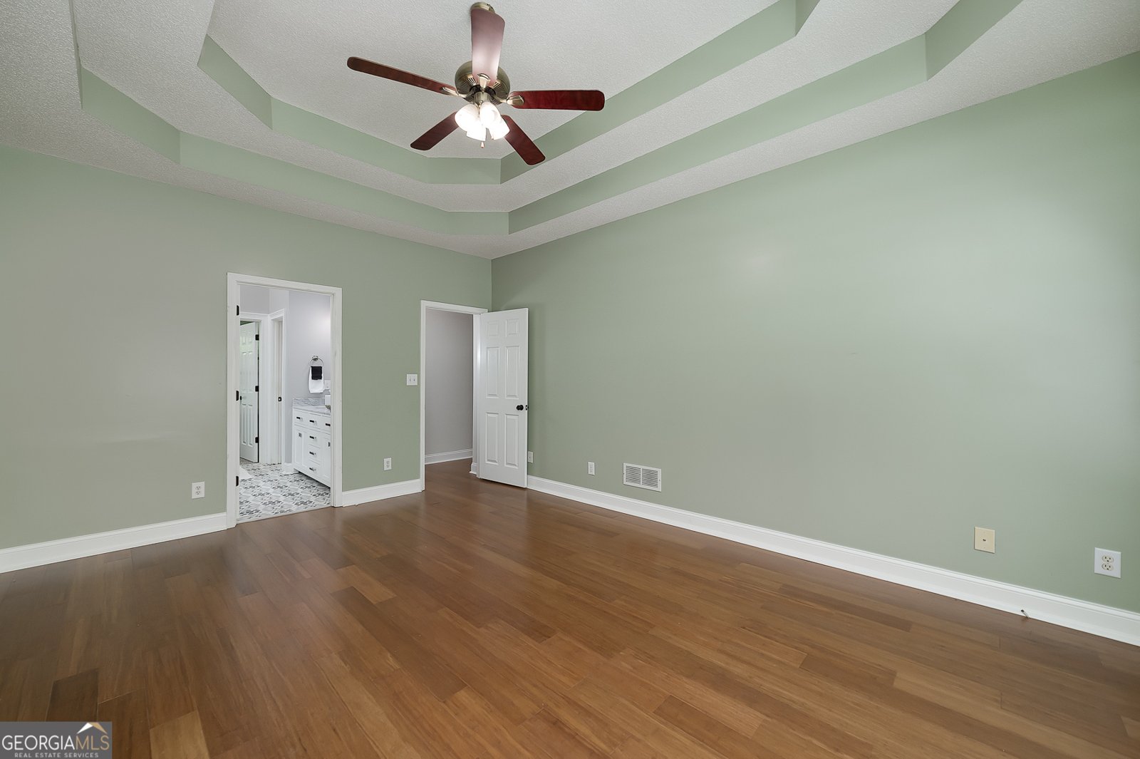90 Barrington Grange Drive Sharpsburg - 34