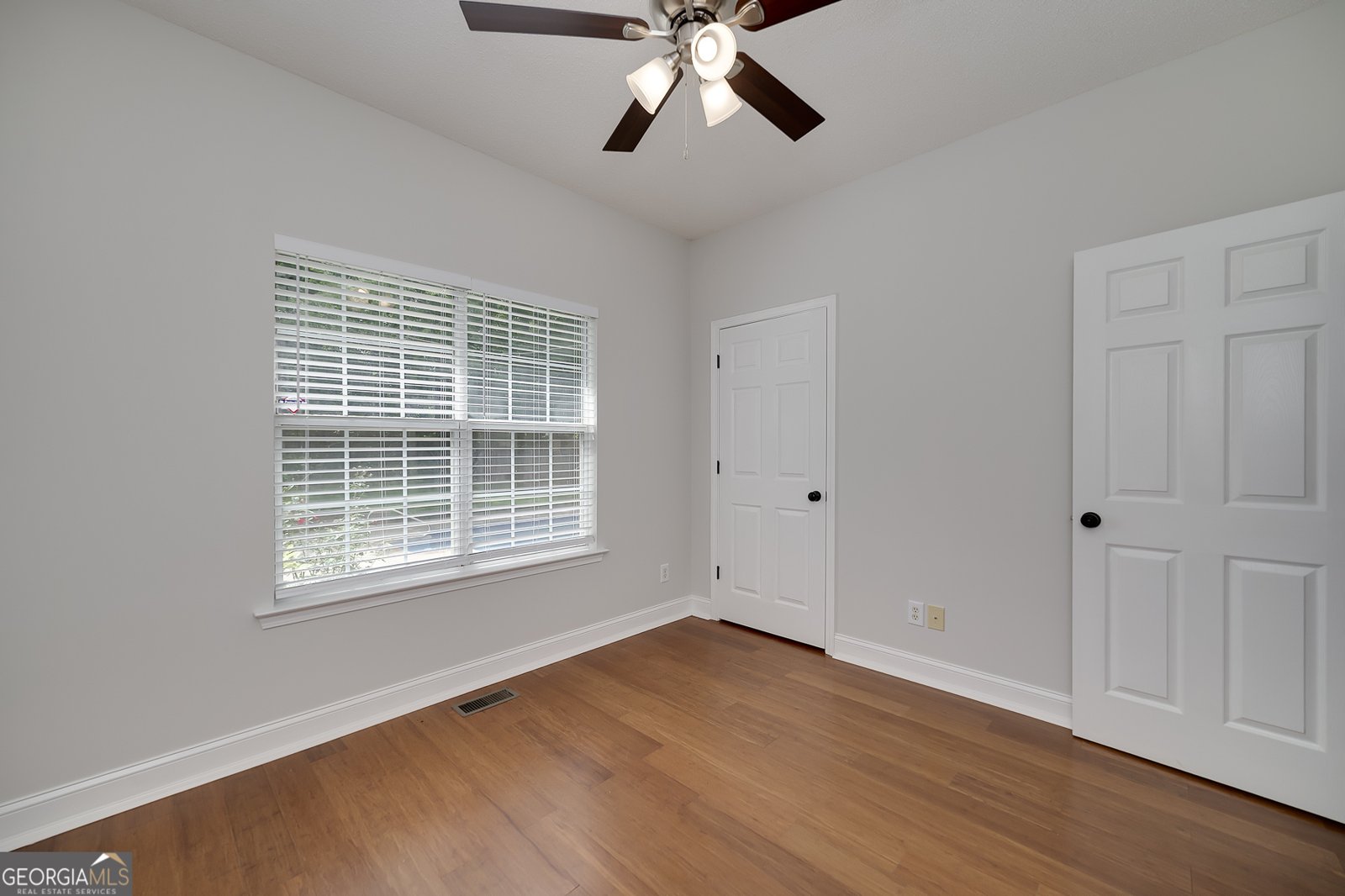 90 Barrington Grange Drive Sharpsburg - 38