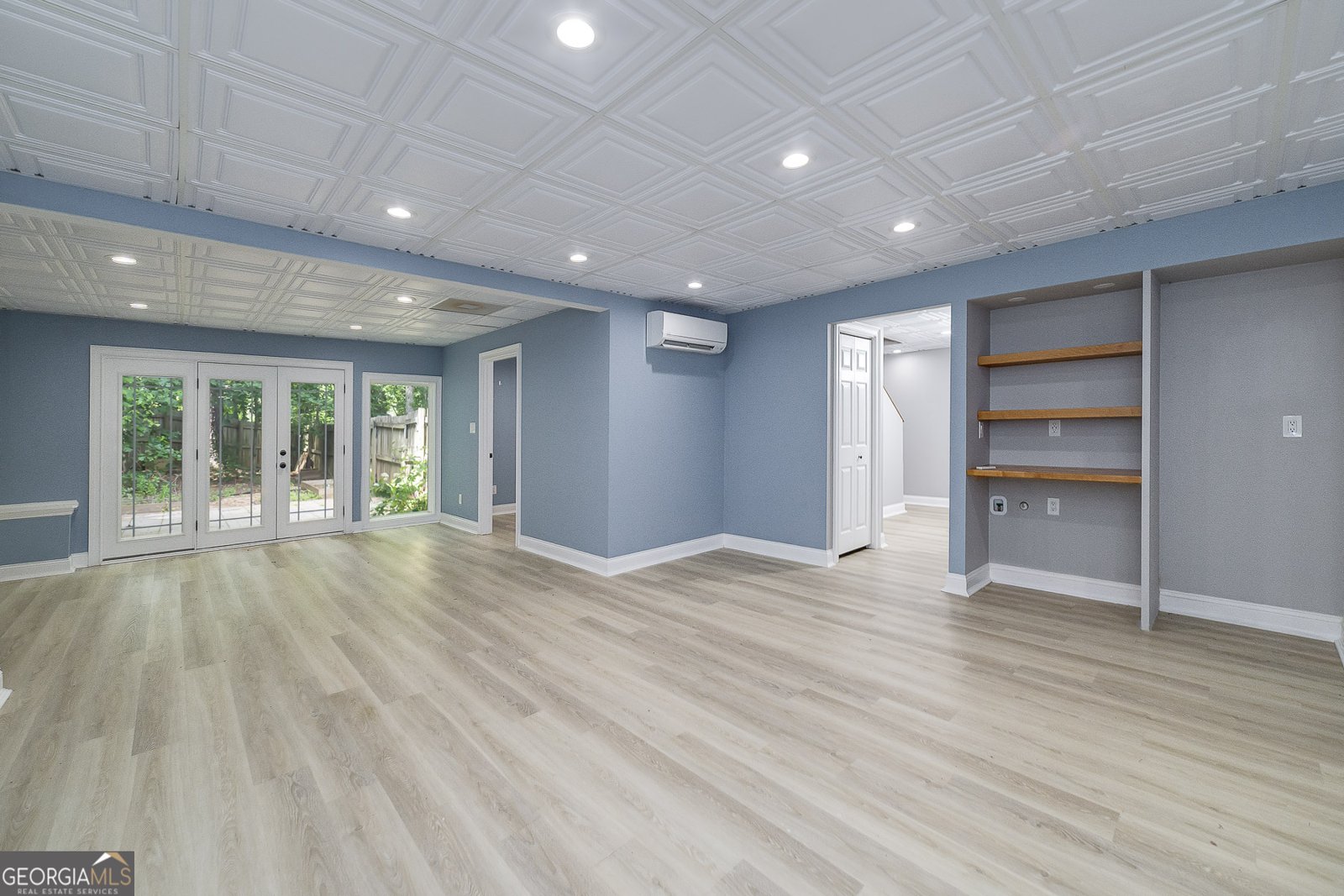 90 Barrington Grange Drive Sharpsburg - 48