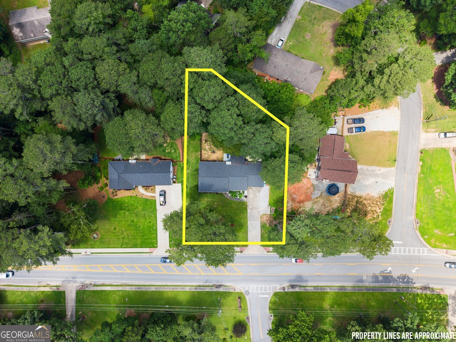 1467 Hewatt Road Lilburn - 43