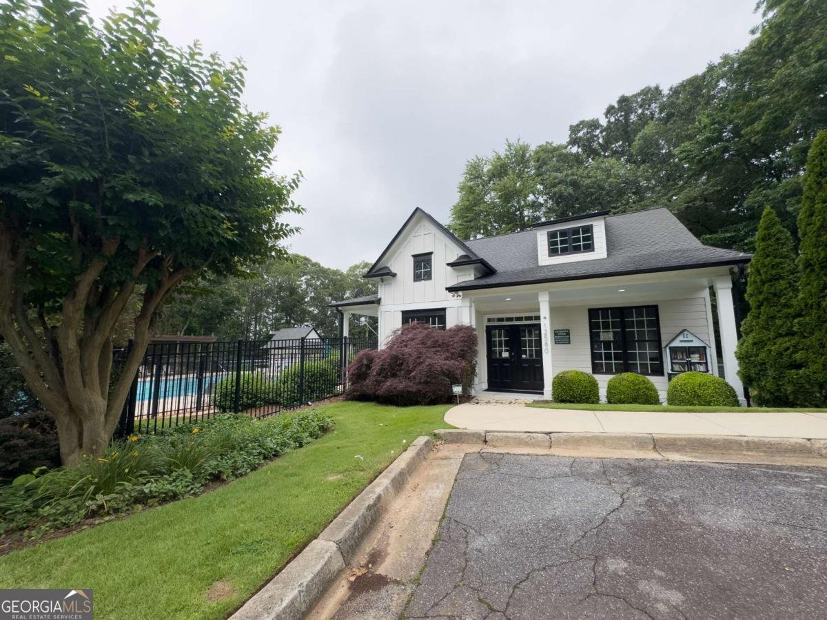 330 Hughes Branch Close Alpharetta - 50