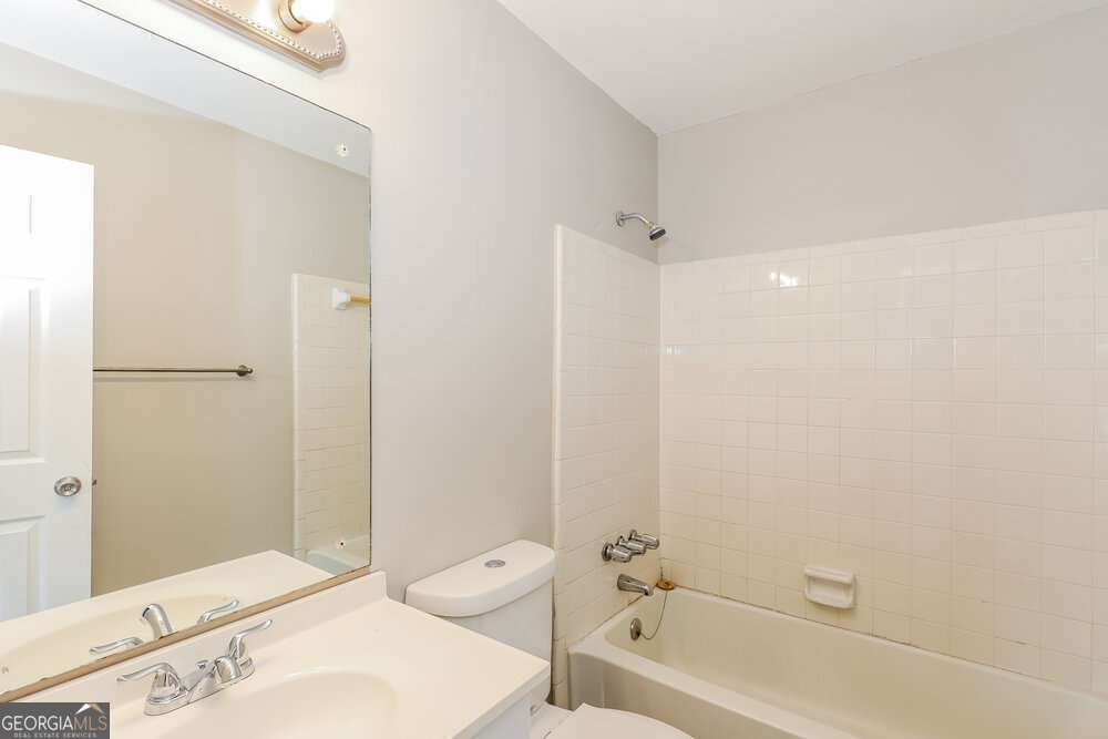 687 Redland Drive Riverdale - 6