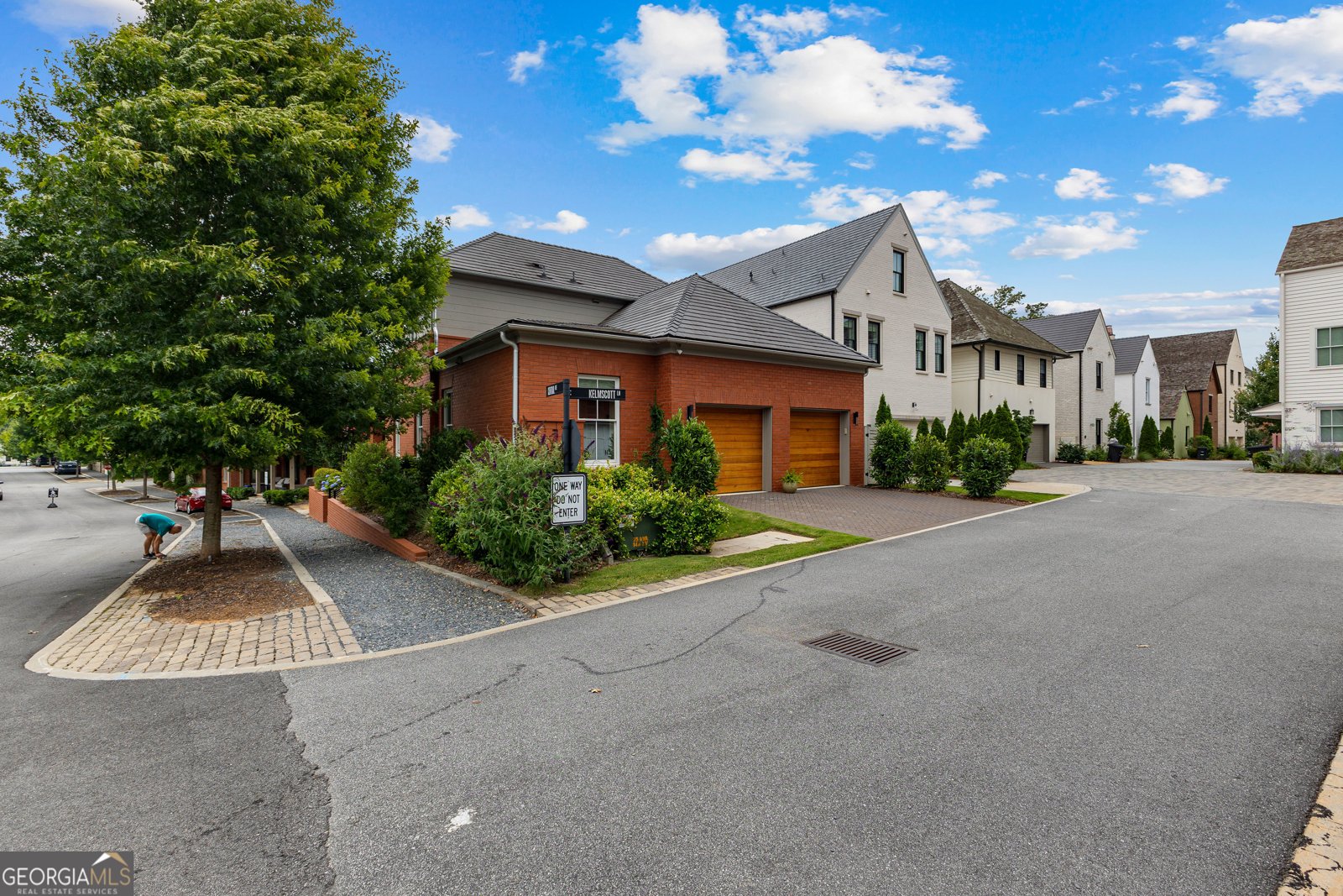 185 Central Avenue Fayetteville - 70