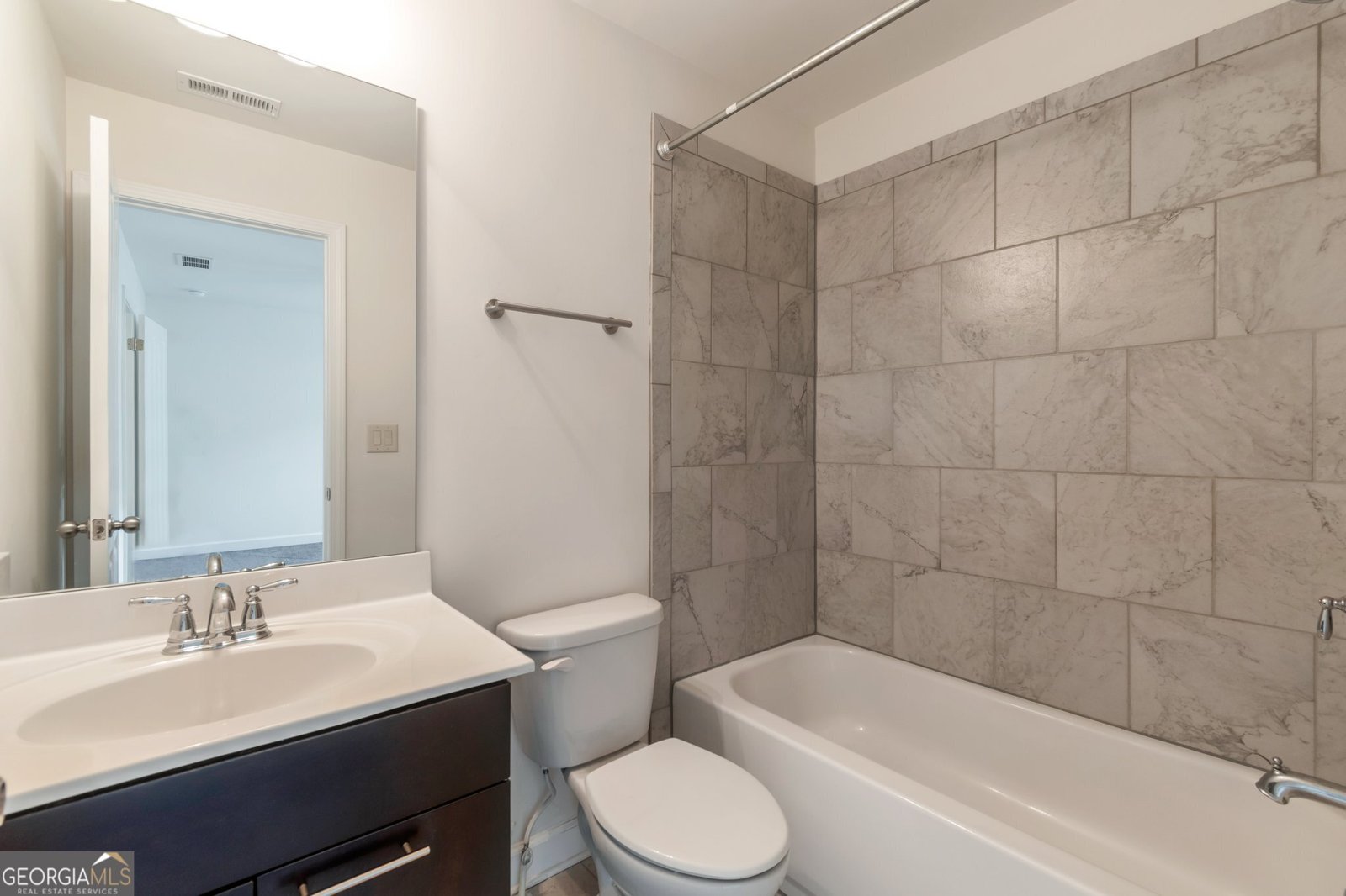 7850 Willoughby Court Alpharetta - 7