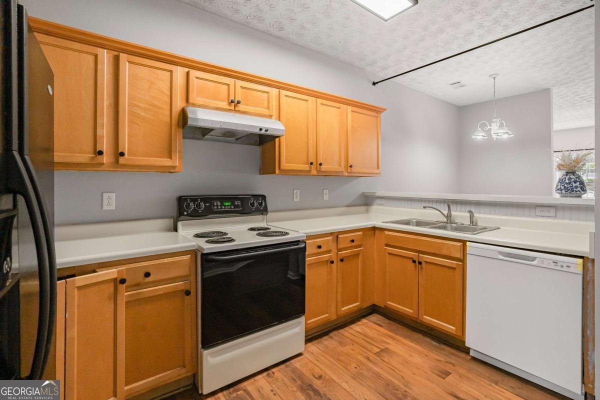 2372 Johnson Road Atlanta - 3
