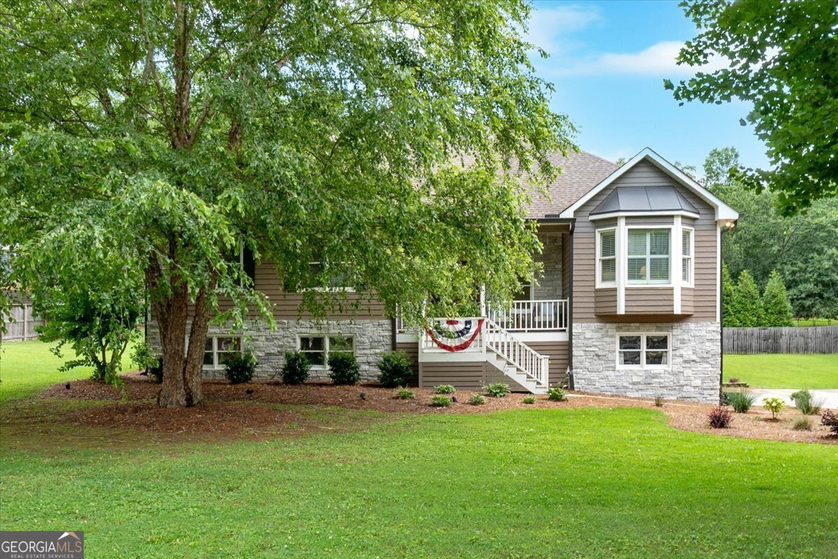 15 Split Oak Drive Cartersville - 1