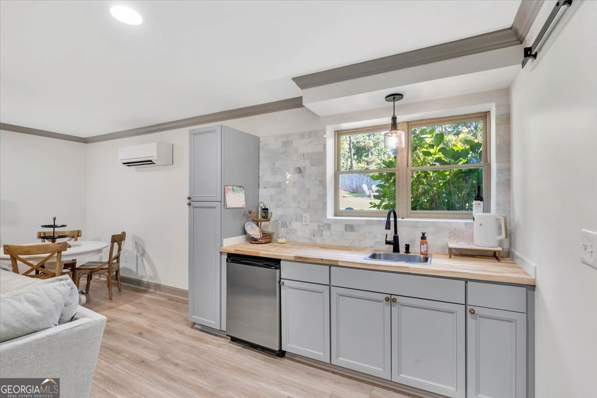 15 Split Oak Drive Cartersville - 36