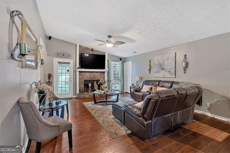 3902 Cedarwoods Way Lawrenceville - 4
