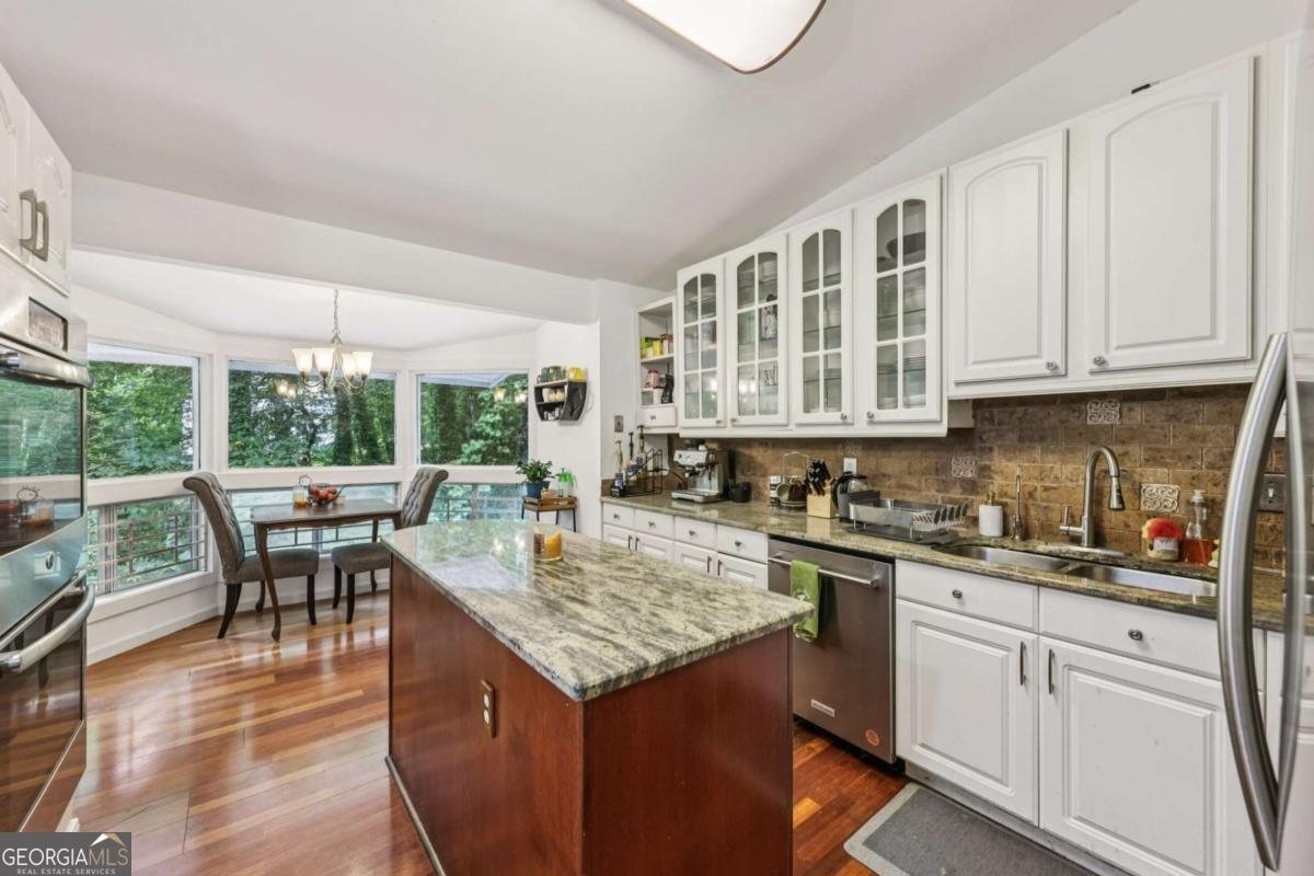 405 Forest Valley Road Sandy Springs - 17