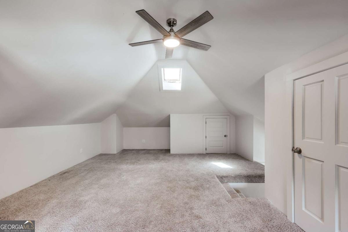 781 Boulevard Athens - 37
