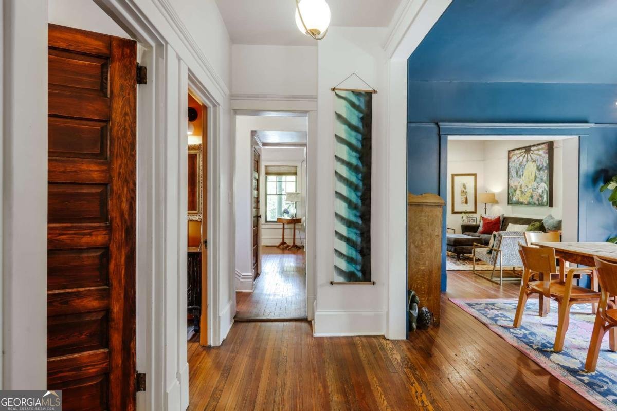 781 Boulevard Athens - 4