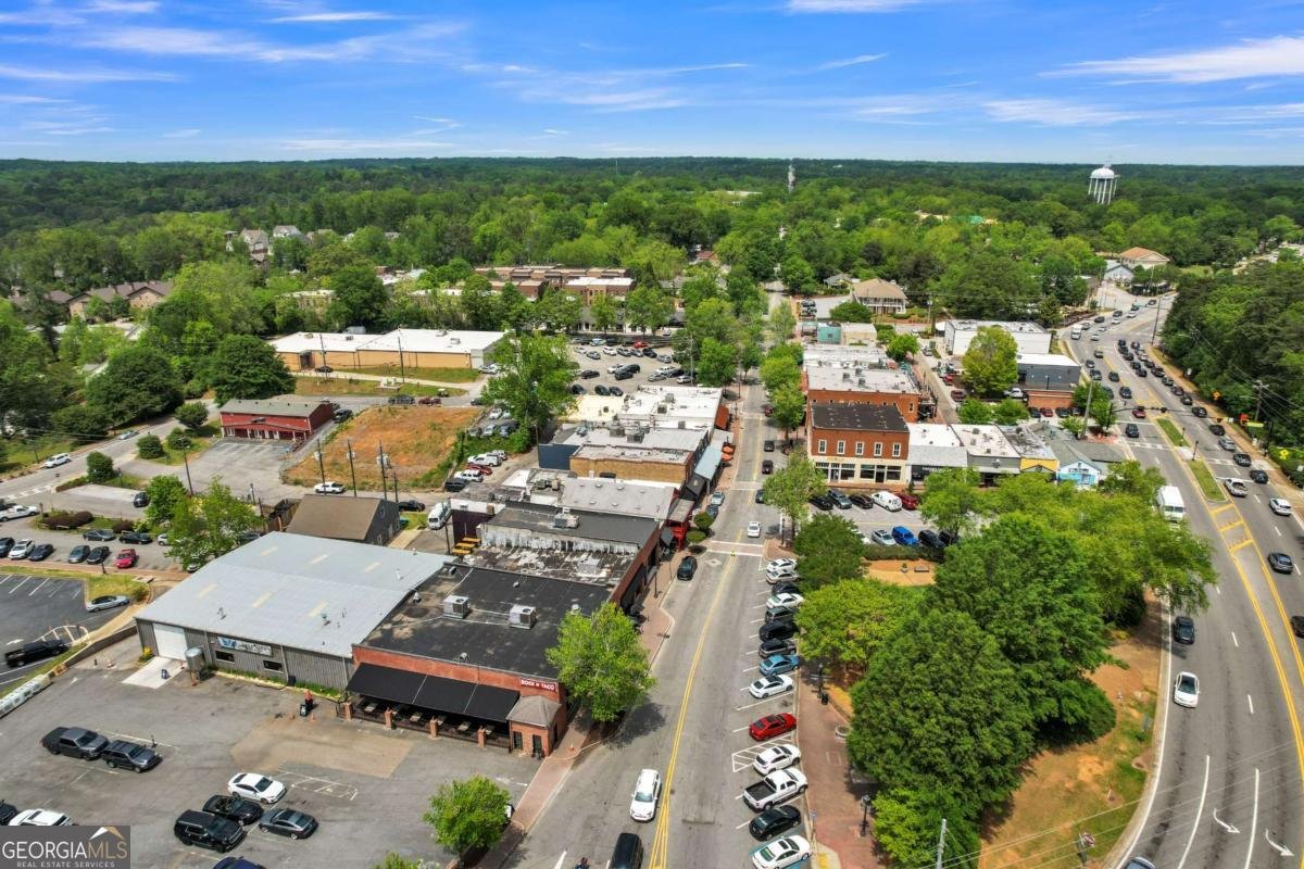 620 Neel Reid Drive Roswell - 46