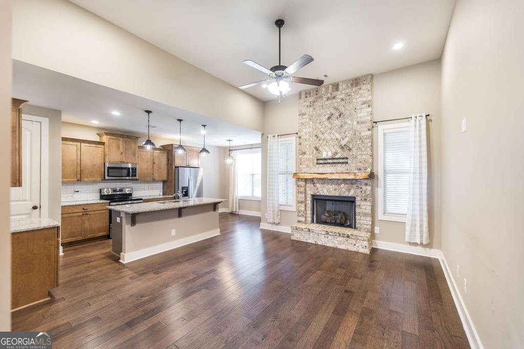 213 Barnyard Way Perry - 9