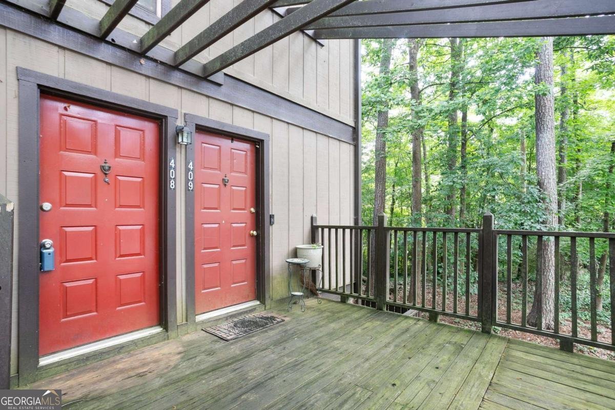 408 River Run Drive Sandy Springs - 1