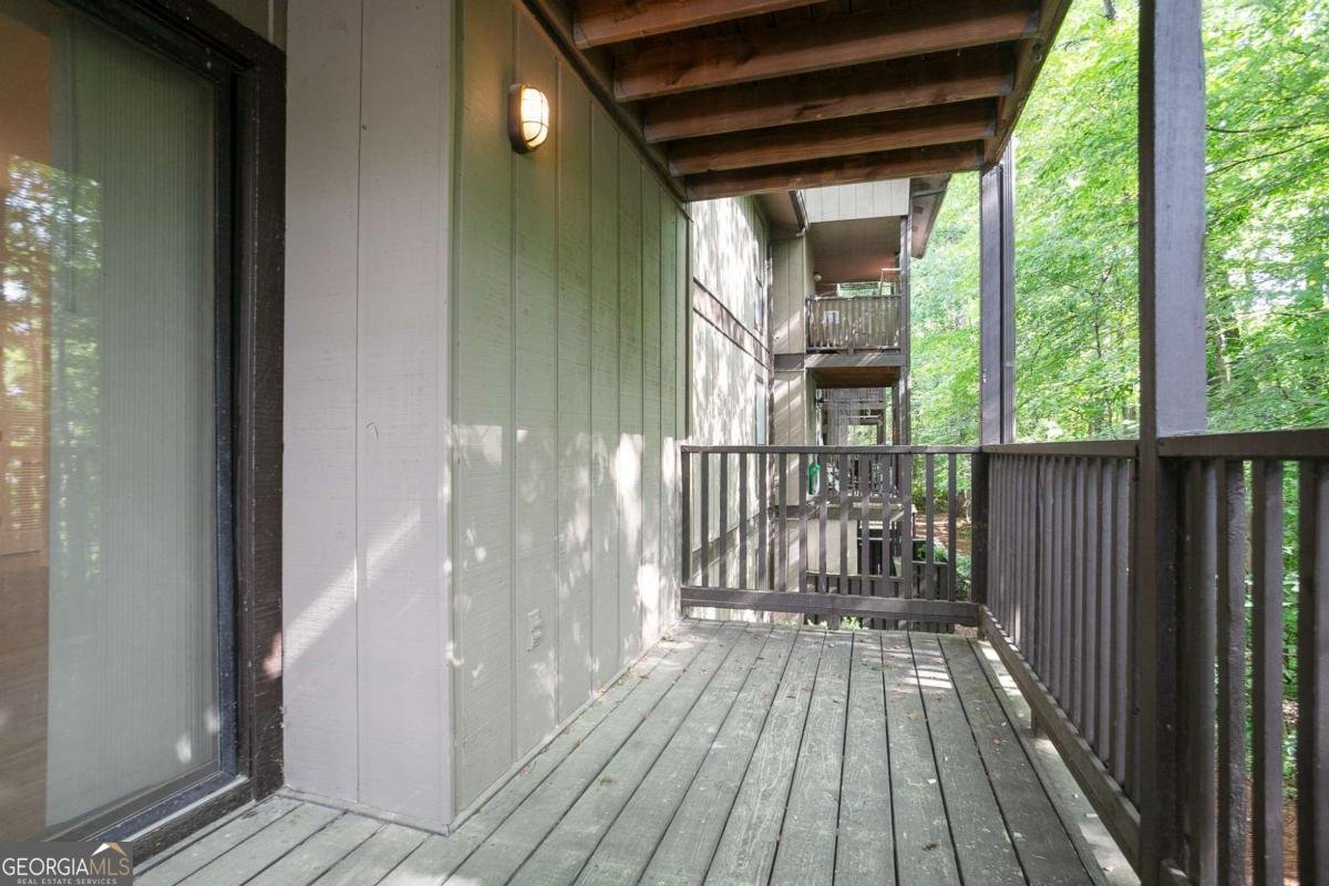 408 River Run Drive Sandy Springs - 22