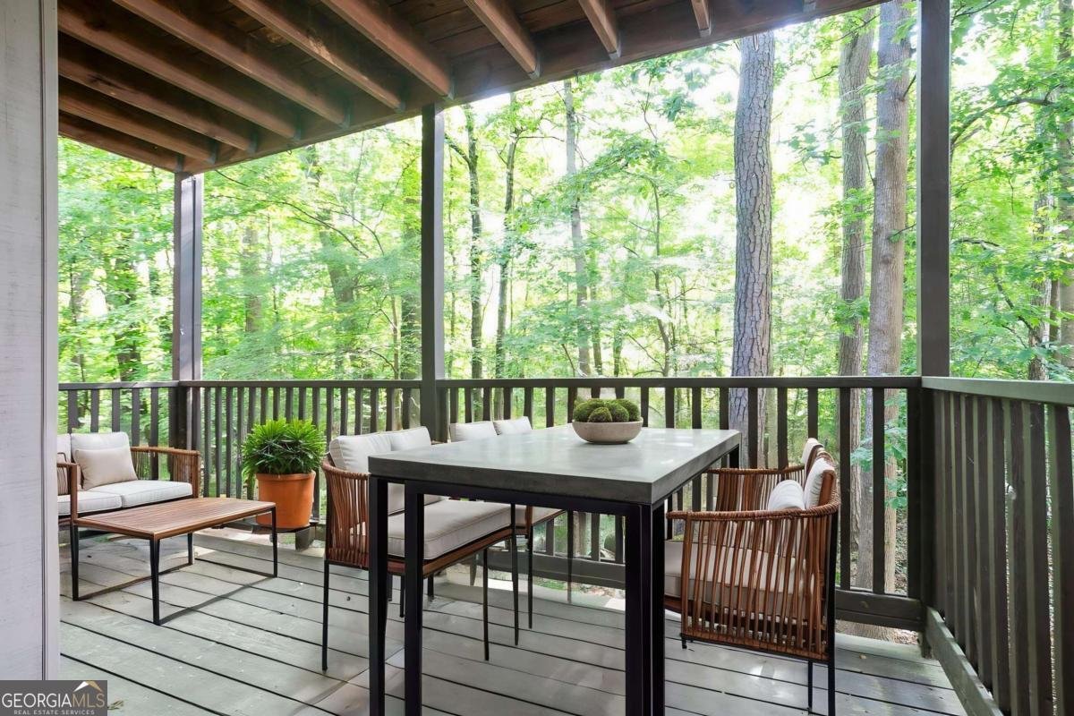 408 River Run Drive Sandy Springs - 25