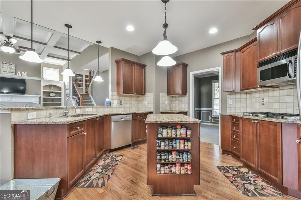 2837 Captain Court Dacula - 13