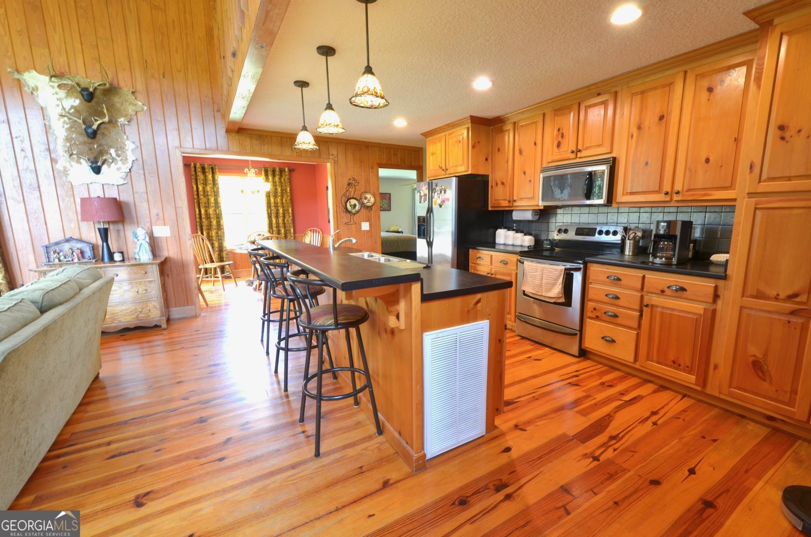 2025 Chicken Road Dudley - 25