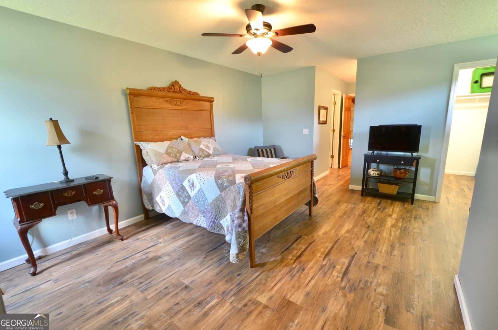 2025 Chicken Road Dudley - 40