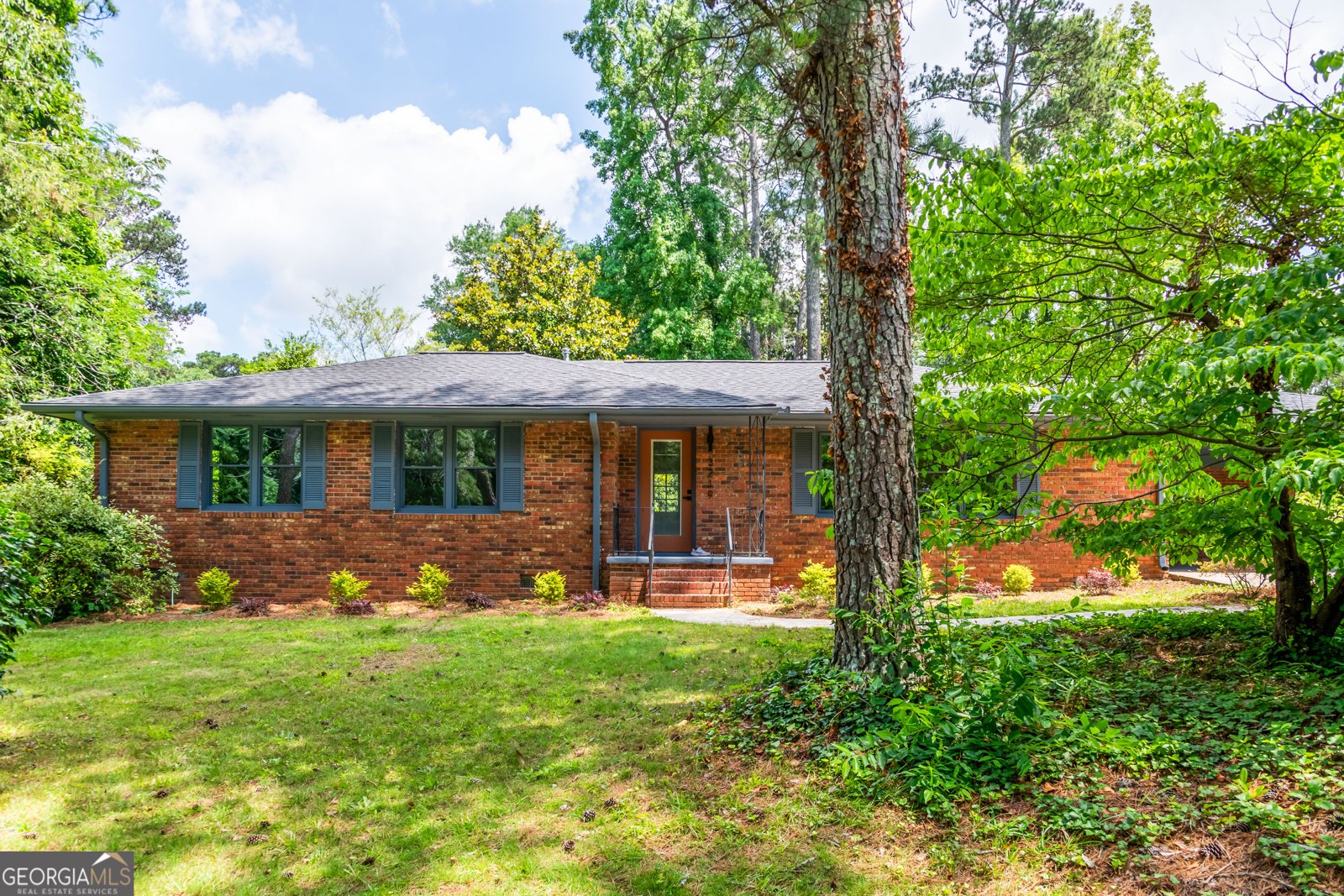 3219 Manor Lane Atlanta - 1