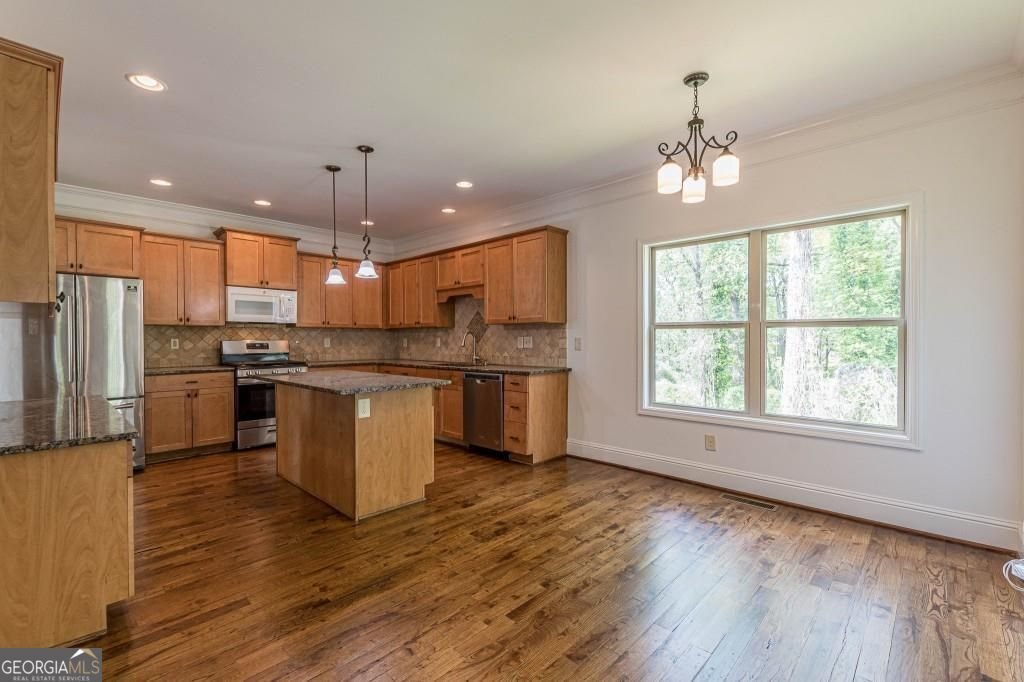 1410 Eastland RD Road Atlanta - 146