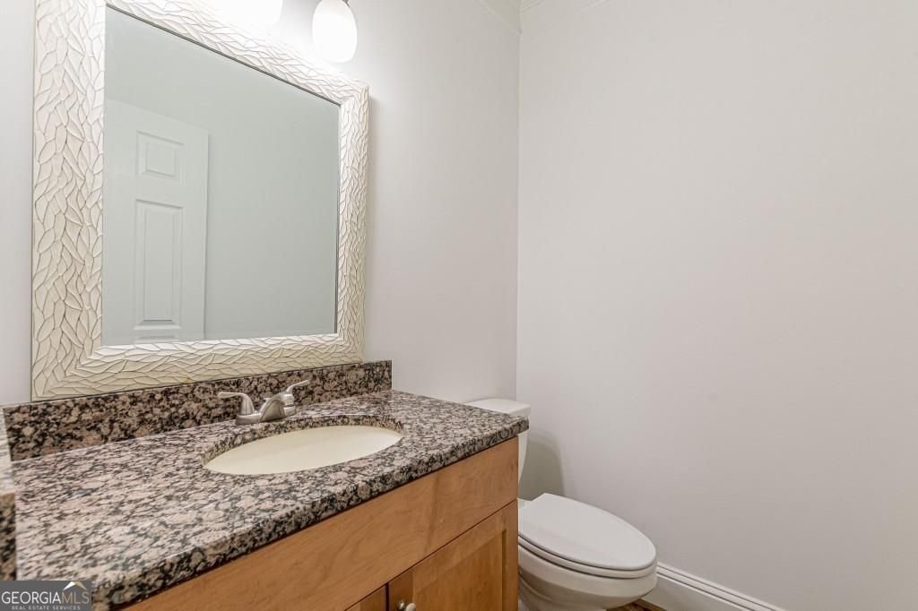 1410 Eastland RD Road Atlanta - 35
