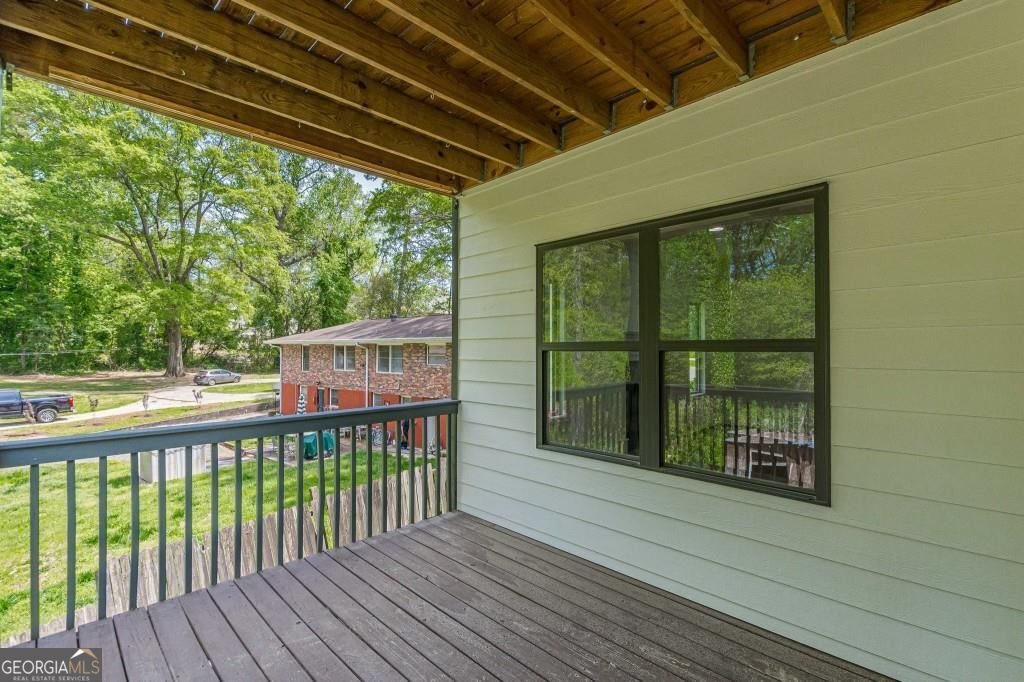 1410 Eastland RD Road Atlanta - 83