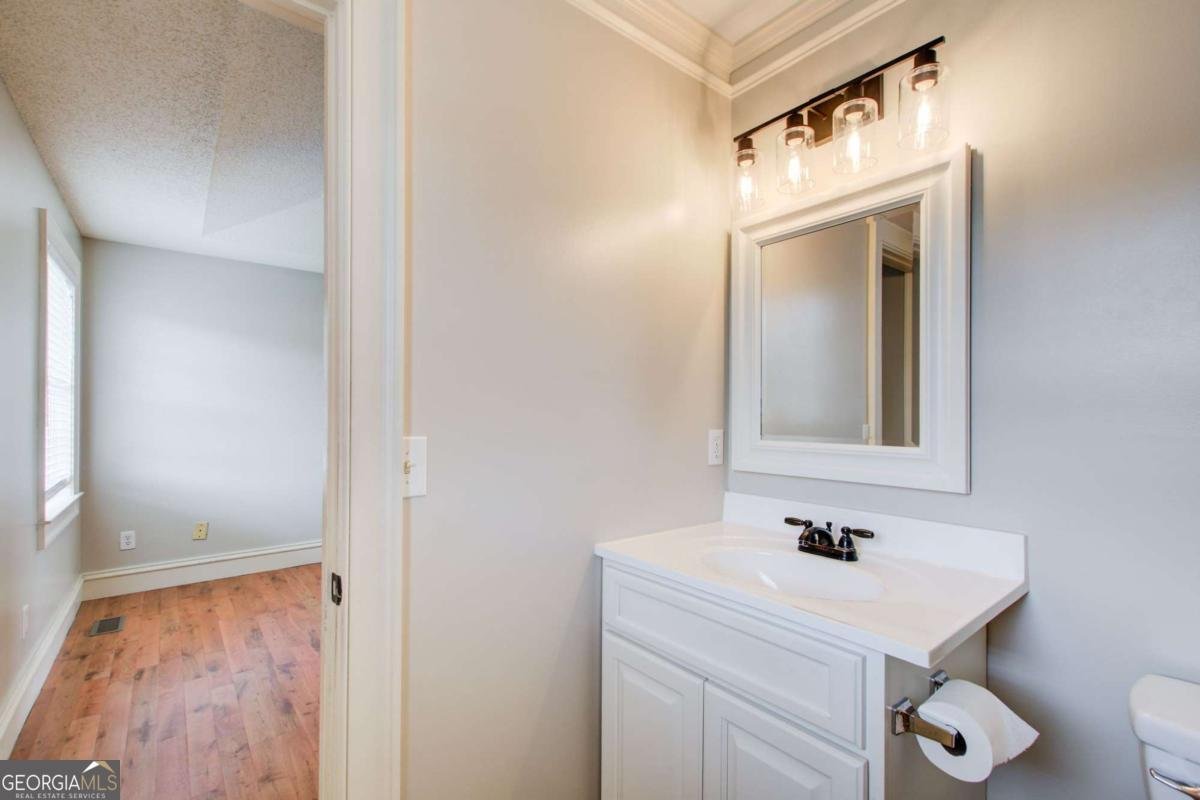 8 SOUTHVIEW Drive Cartersville - 23