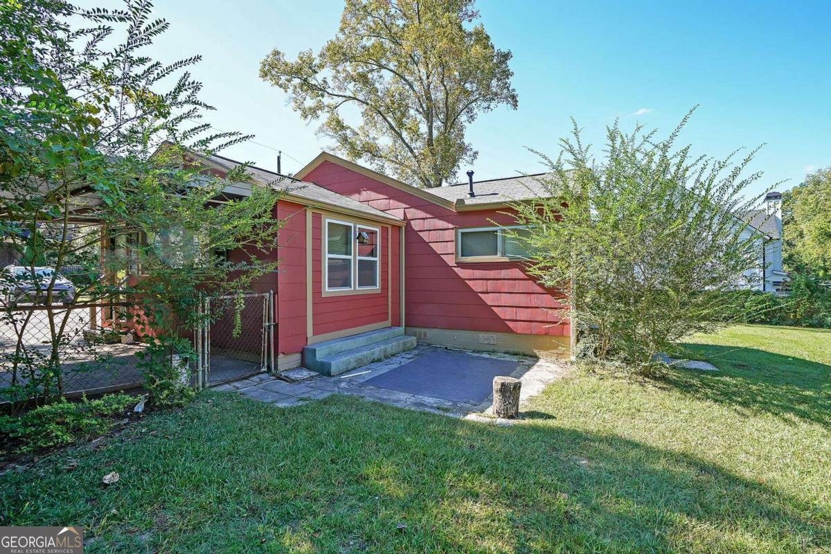 2055 Anderson Drive Smyrna - 23