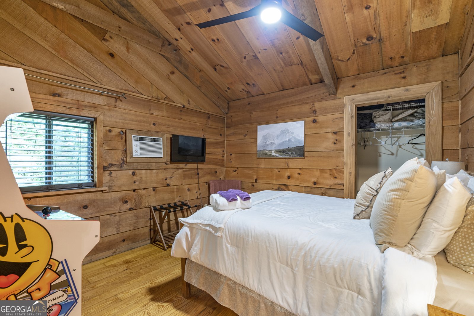 87 Rustic Ridge Blue Ridge - 33