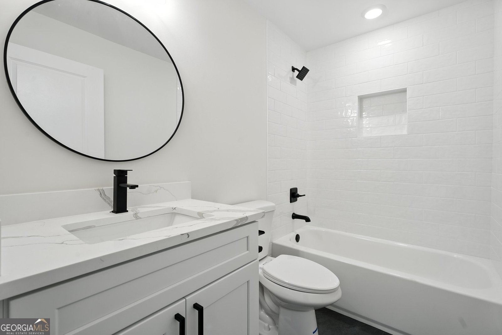 1227 Kenilworth Drive Atlanta - 24