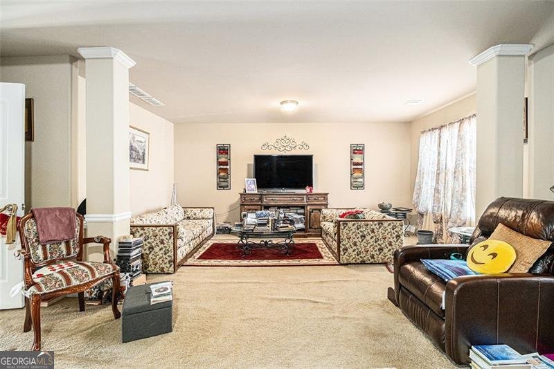 3621 Guinevere Trace Douglasville - 23