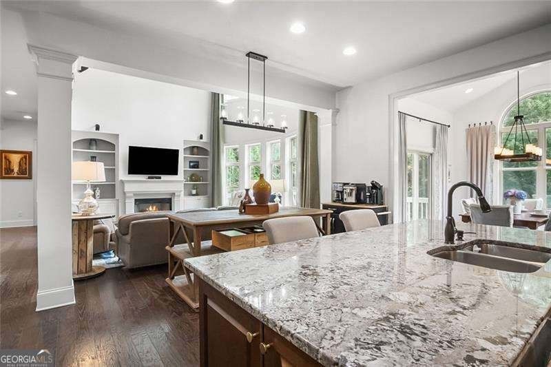 715 Creekside Bend Alpharetta - 15