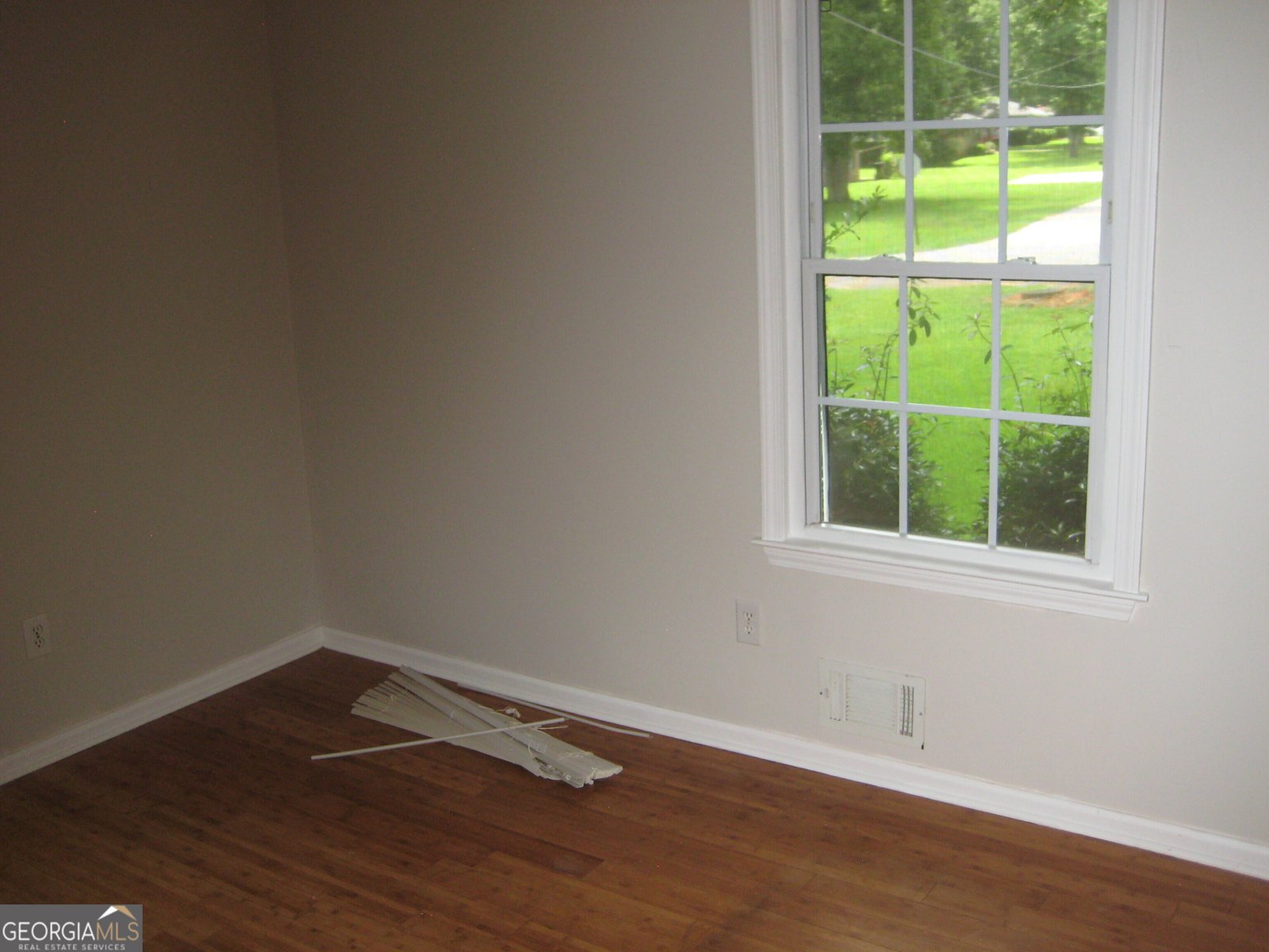 167 Franklin Street Zebulon - 12