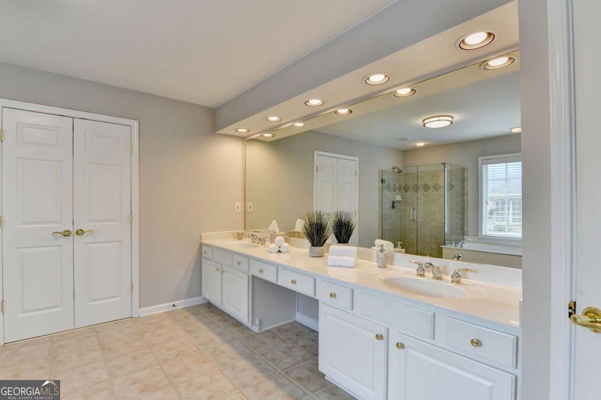 5357 Harbury Cove Suwanee - 32