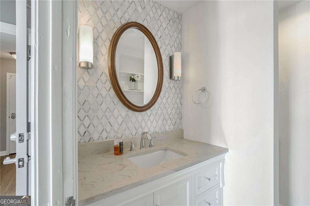 215 Piedmont Avenue Atlanta - 4