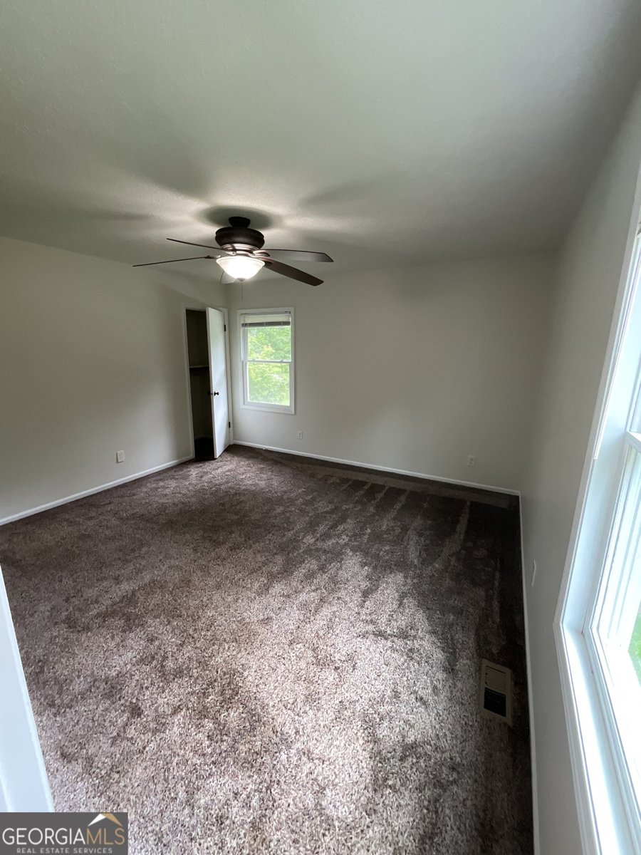 1776 Smokey Road Lagrange - 28