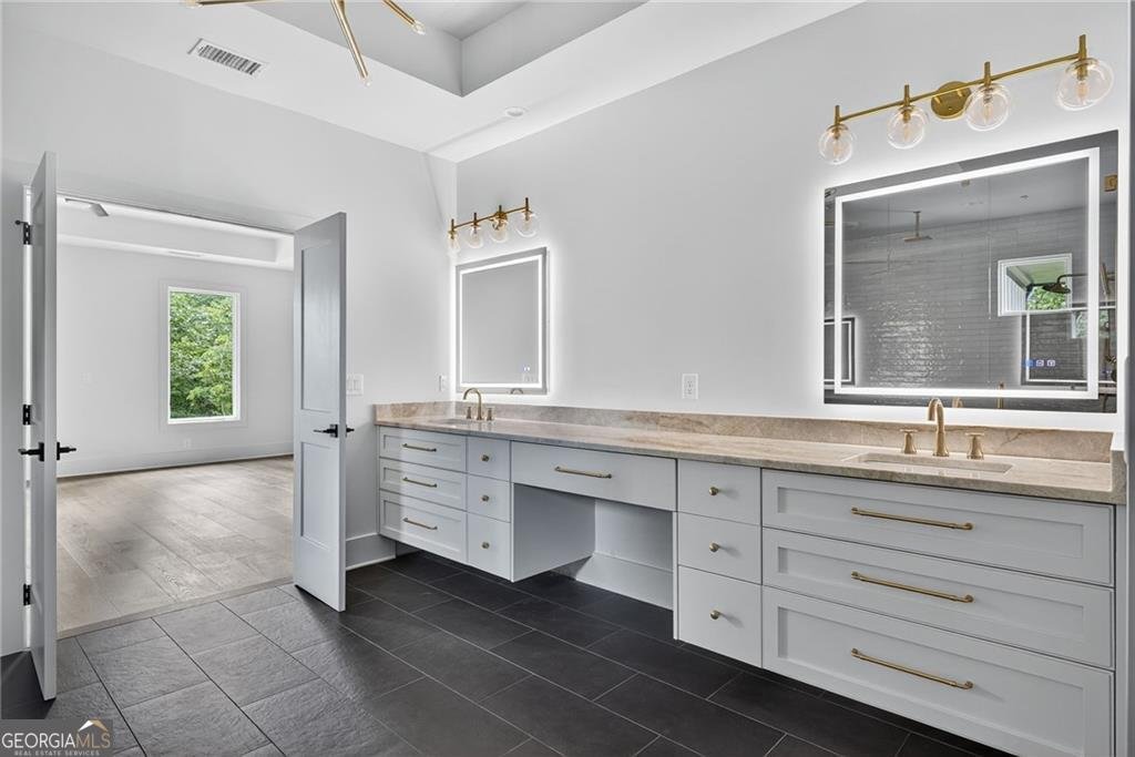 4125 Ashwoody Trail Brookhaven - 32