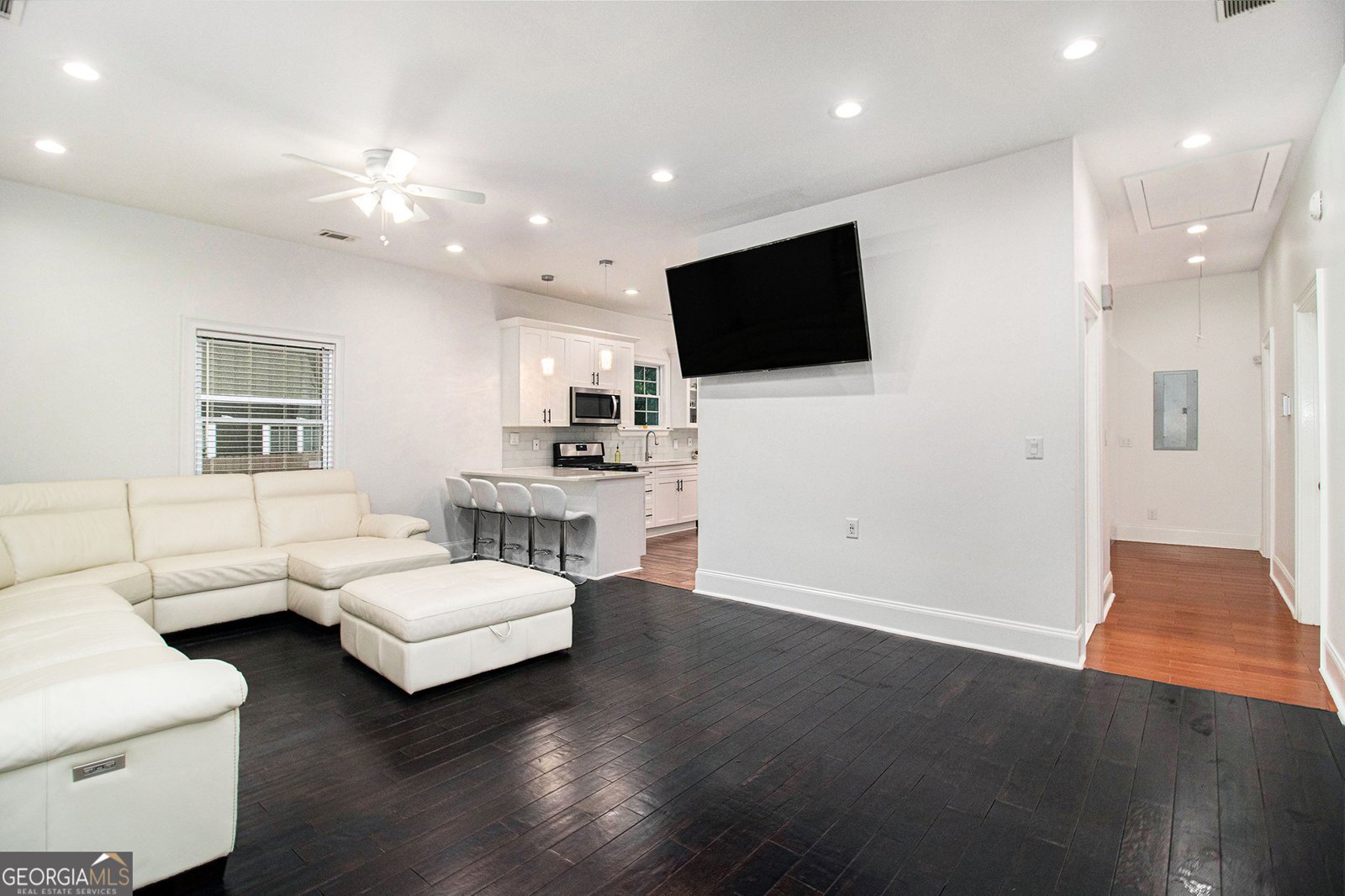 1292 Eubanks Avenue East Point - 7