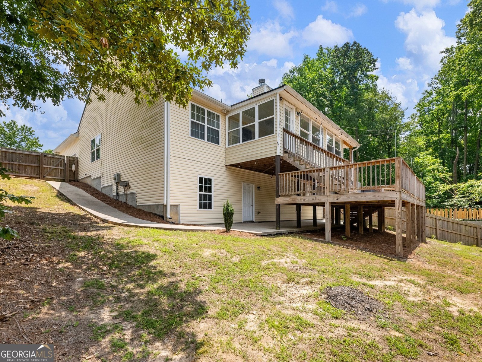 6439 Mossy Boulder Drive Flowery Branch - 61