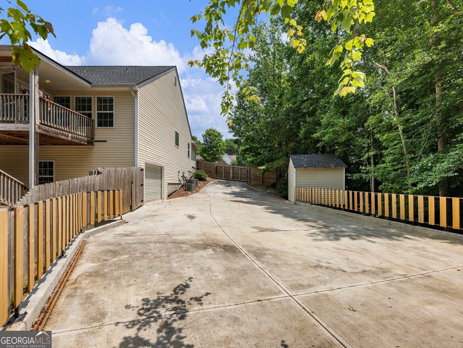 6439 Mossy Boulder Drive Flowery Branch - 68