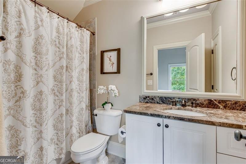 5623 BRENDLYNN Drive Suwanee - 26