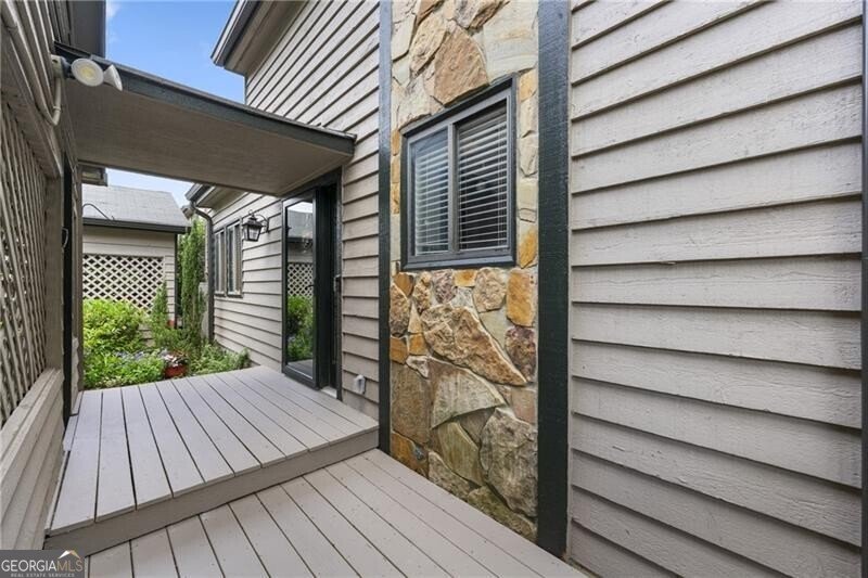 500 Gardenia Lane Marietta - 2