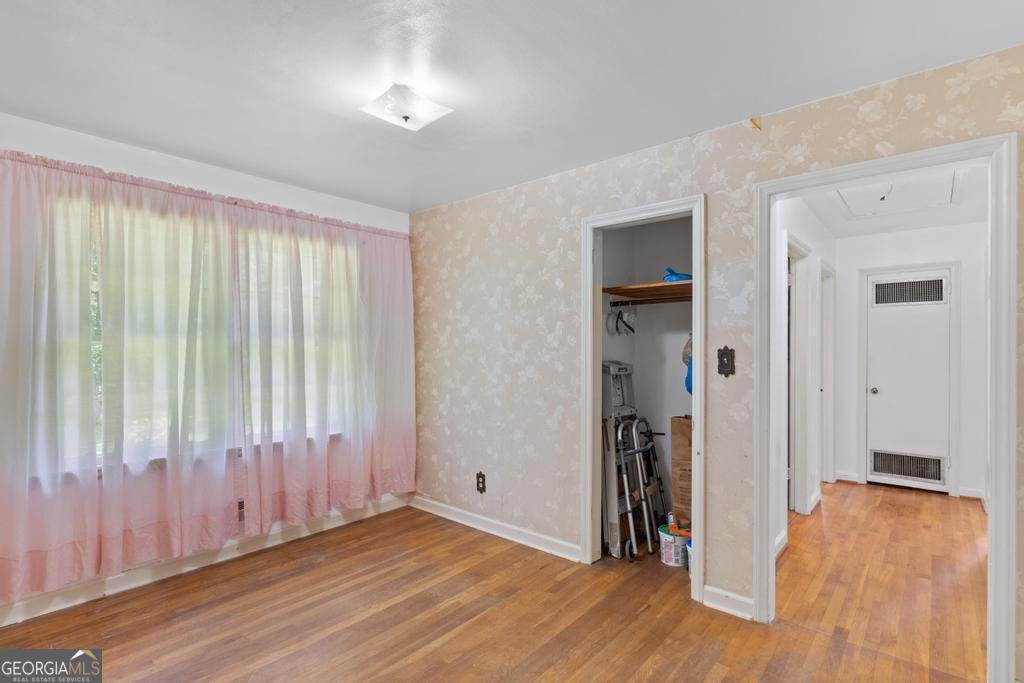 1070 Elaine Drive Forest Park - 12