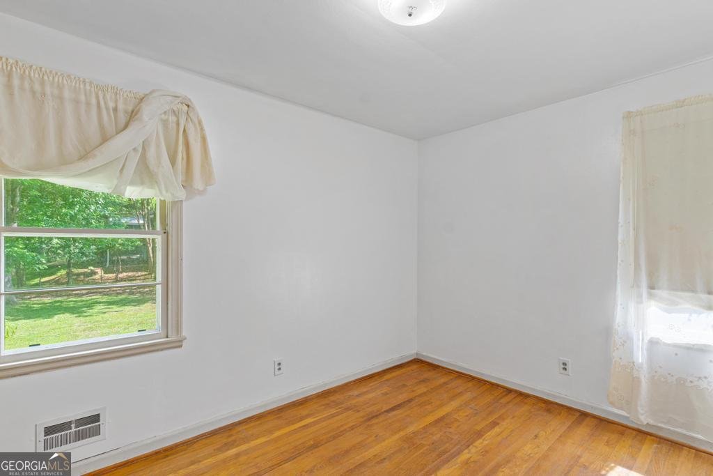 1070 Elaine Drive Forest Park - 6